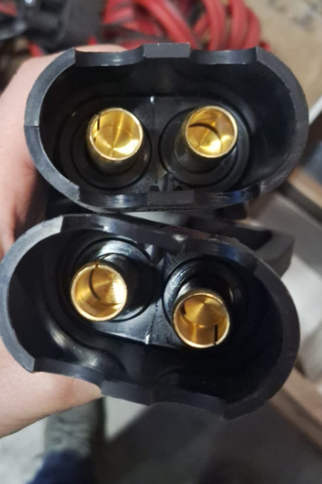 SCHWERES ZWEIPOLIGES GEWELLTES KABEL MIT 2 VBK/REM