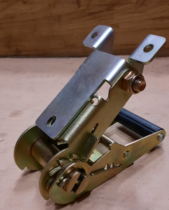 RATSCHE KLEINES MODELL 50 MM 2500 DAN FUR ROLLPLA
