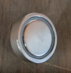 POTMAGNEET MET DRAADSTIFT Ø 25 MM, HOUDT CA. 25 KG