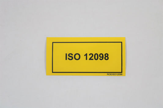 STICKER GEEL "ISO 12098"       60 X 30 MM